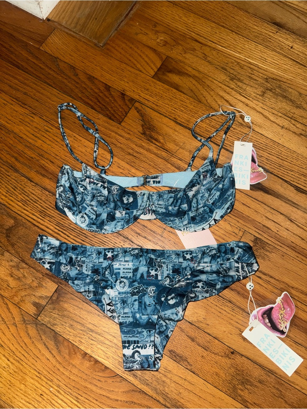 NWT Frankie’s Bikinis Pam Shine Bikini Set